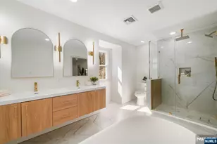 183 Wyckoff Ave, Wyckoff Township, NJ 07481 - Photo 27