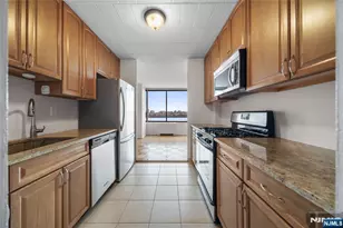 9060 Palisade Ave 507, North Bergen, NJ 07047 - Photo 5