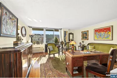 200 Grand Cove Way 3L #3L, Edgewater, NJ 07020 - Photo 11