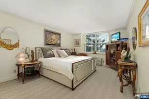 200 Grand Cove Way 3L, Edgewater, NJ 07020 - Photo 19