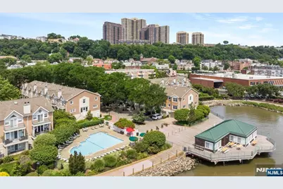 200 Grand Cove Way 3L #3L, Edgewater, NJ 07020 - Photo 29