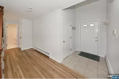 47 Bentley Drive, Franklin Lakes, NJ 07417 - Photo 3
