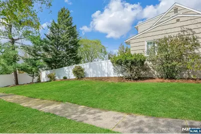 16 Addicks Road, Westwood, NJ 07675 - Photo 45