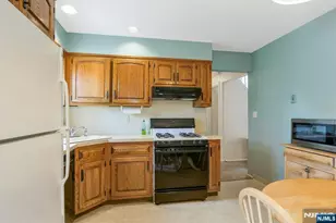 16 Addicks Rd, Westwood, NJ 07675 - Photo 15