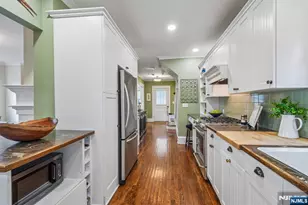 110 Sherman Pl, Maplewood, NJ 07040 - Photo 17