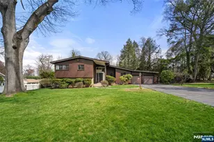 970 Soldier Hill Rd, Emerson, NJ 07630 - Photo 3