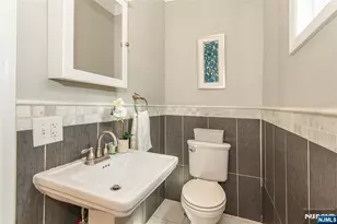 16 Chestnut Pl, Nutley, NJ 07110 - Photo 11