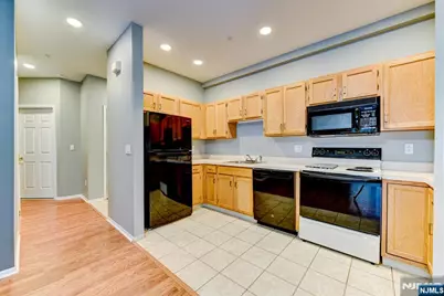 5104 Richmond Road, West Milford, NJ 07480 - Photo 7