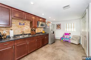 6 Melissa Dr, Totowa, NJ 07512 - Photo 29