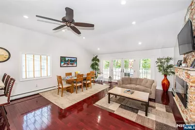 6 Melissa Drive, Totowa, NJ 07512 - Photo 7