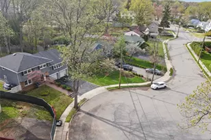 1073 Allessandrini Ave, New Milford, NJ 07646 - Photo 27
