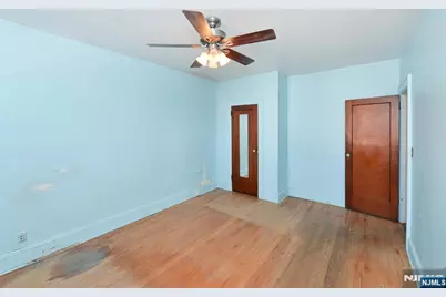 7501 3rd Avenue, North Bergen, NJ 07047 - Photo 17