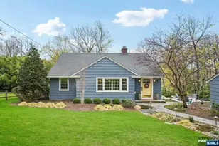 589 Highland, Little Falls Township, NJ 07043 - Photo 3