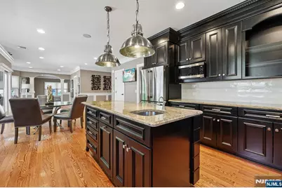 72 4th Street, Park Ridge, NJ 07656 - Photo 17