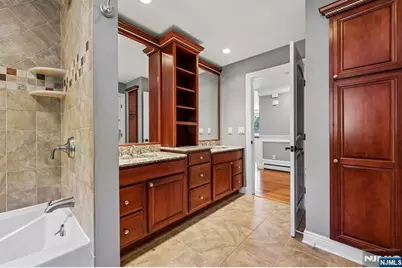 72 4th Street, Park Ridge, NJ 07656 - Photo 29