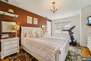 10 Crescent Pl, Allendale, NJ 07401 - Photo 21