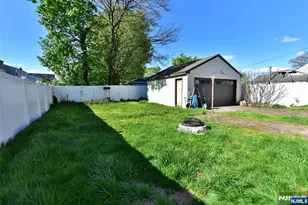 225 Wilson St, Saddle Brook Township, NJ 07663 - Photo 21
