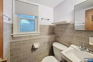 142 Valley View Dr, Rockaway Township, NJ 07866 - Photo 19