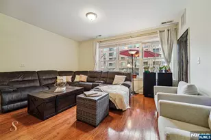20 Ave At Port Imperial 113, West New York, NJ 07093 - Photo 3