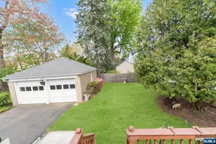121 Hillside Ave, Teaneck Township, NJ 07666 - Photo 29