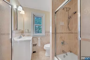 121 Hillside Ave, Teaneck Township, NJ 07666 - Photo 21
