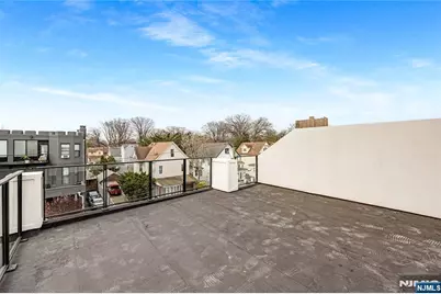 49 Lincoln Avenue, Cliffside Park, NJ 07010 - Photo 45