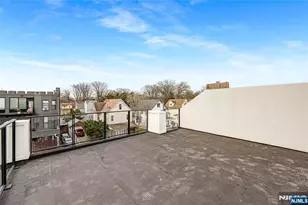 49 Lincoln Ave, Cliffside Park, NJ 07010 - Photo 45