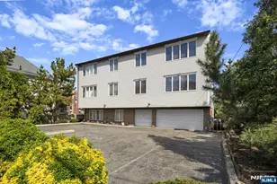 61 Eastern Way 3, Rutherford, NJ 07070 - Photo 3