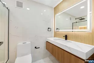 200 Winston 2417, Cliffside Park, NJ 07010 - Photo 15