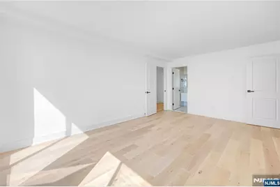 200 Winston 2417 #2417, Cliffside Park, NJ 07010 - Photo 19