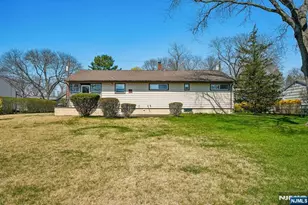 31 Michael Dr, Wayne, NJ 07470 - Photo 19