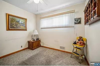 31 Michael Drive, Wayne, NJ 07470 - Photo 15