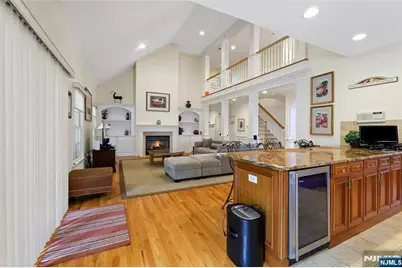 22 Meadow Lake Drive, Mahwah, NJ 07430 - Photo 17