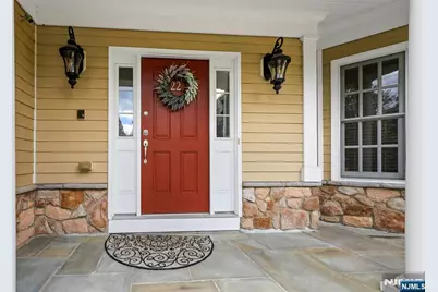 22 Meadow Lake Drive, Mahwah, NJ 07430 - Photo 3