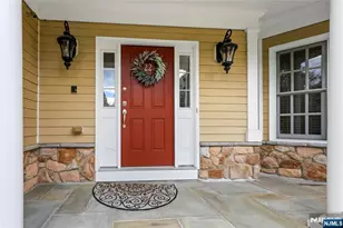 22 Mdw Lk Dr, Mahwah, NJ 07430 - Photo 3