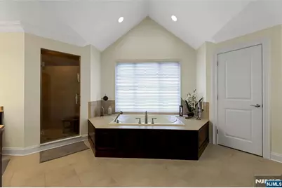 22 Meadow Lake Drive, Mahwah, NJ 07430 - Photo 31