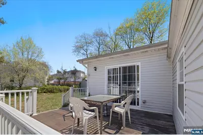 35 E Ridgewood Avenue, Paramus, NJ 07652 - Photo 27
