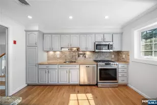 1 Hazley Ct, Rochelle Park Township, NJ 07662 - Photo 11