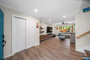 1 Hazley Ct, Rochelle Park Township, NJ 07662 - Photo 3