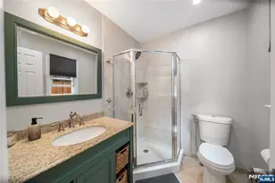 1 Hazley Ct, Rochelle Park Township, NJ 07662 - Photo 7