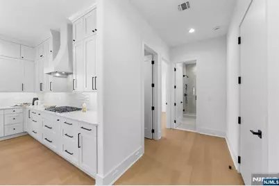 163 Delmar Avenue, Glen Rock, NJ 07452 - Photo 17