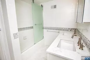 352 Billington Rd, Teaneck Township, NJ 07666 - Photo 15