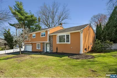 115 Birchwood Terrace, Wayne, NJ 07470 - Photo 3