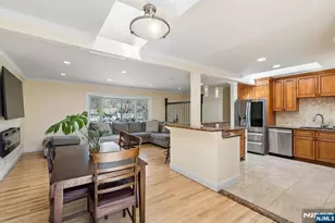 115 Birchwood Terrace, Wayne, NJ 07470 - Photo 11