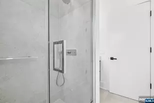 25 Garden Pl A, Edgewater, NJ 07020 - Photo 25