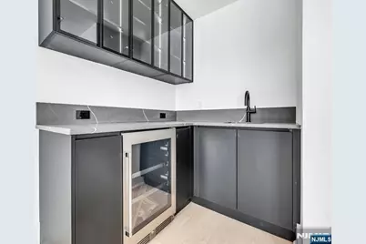 25 Garden Place A #A, Edgewater, NJ 07020 - Photo 27