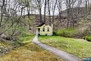 102 Greenwood Ave, Wanaque, NJ 07420 - Photo 3