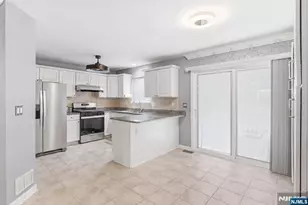1158 Francyne Way, Union Township, NJ 07083 - Photo 9