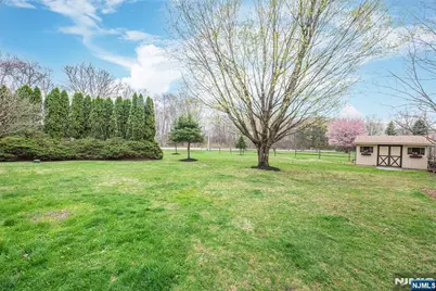 1 Old Timbers Court, Roxbury Township, NJ 07847 - Photo 5