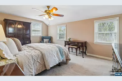 321 Kenilworth Road, Ridgewood, NJ 07450 - Photo 33